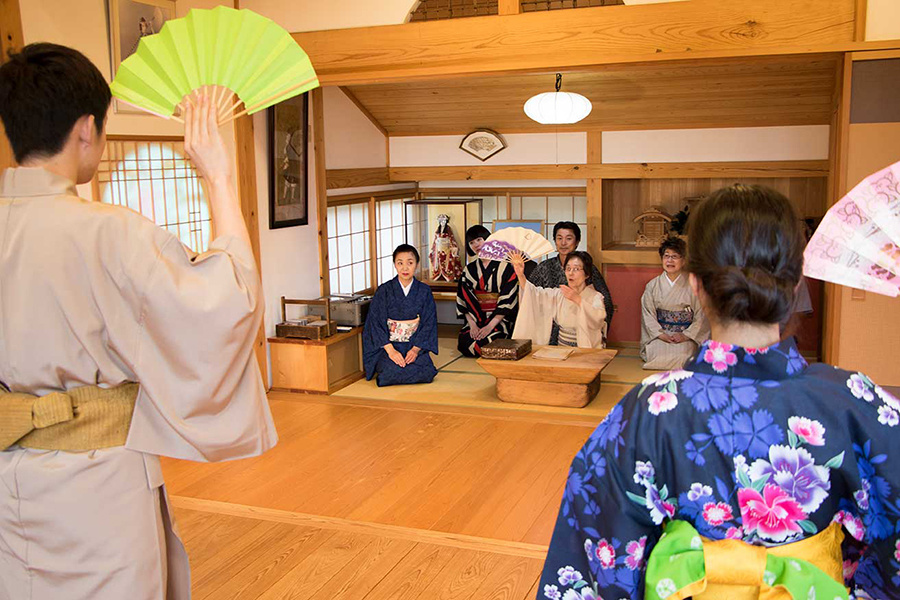 日舞初めての所作3